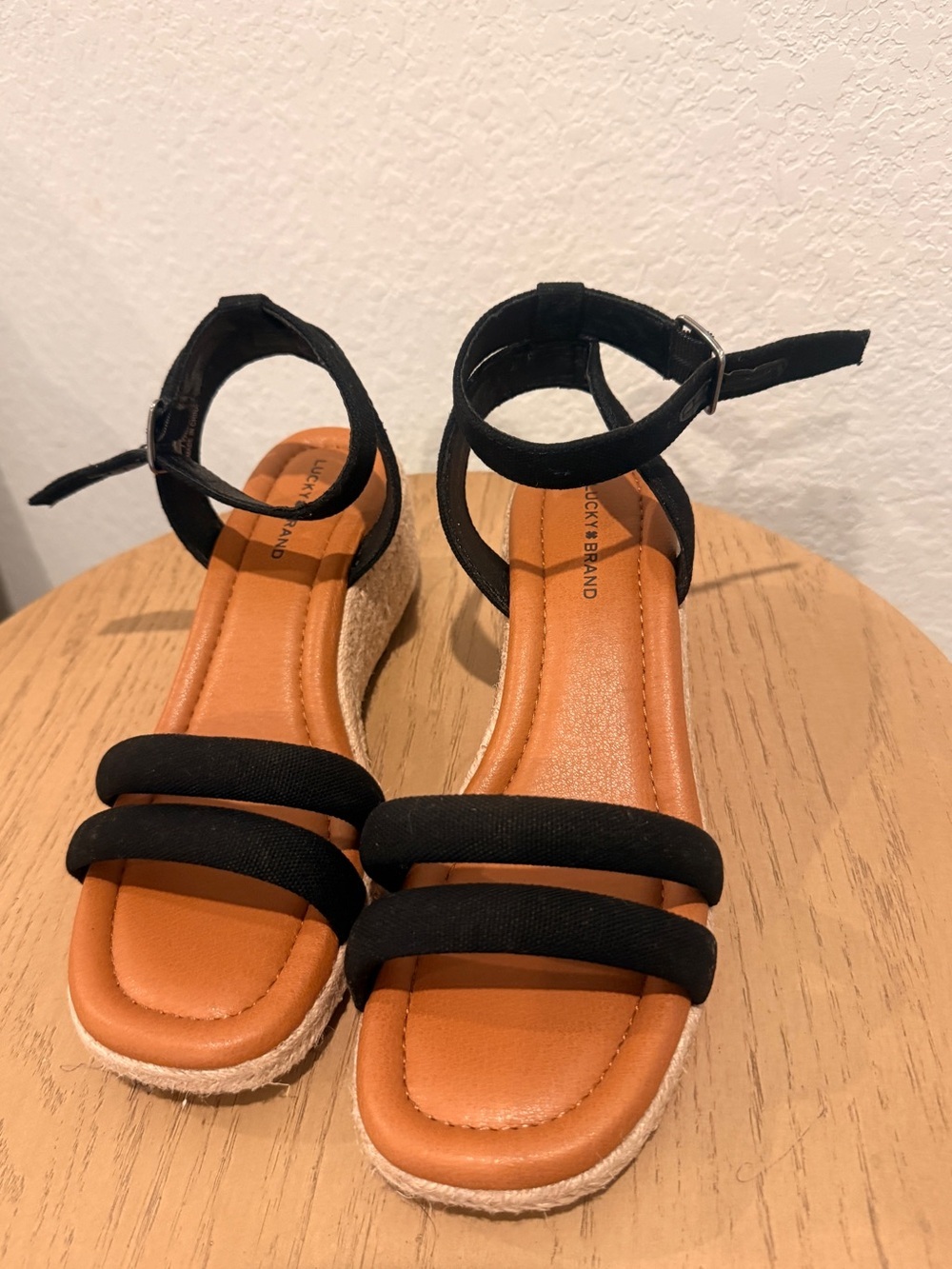 Lucky Brand Women's Black Ankle-Strap Espadrille Sandals New without tags‎